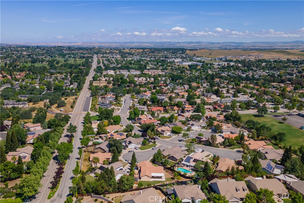 192 Cardinal Way, Paso Robles, CA 93446
