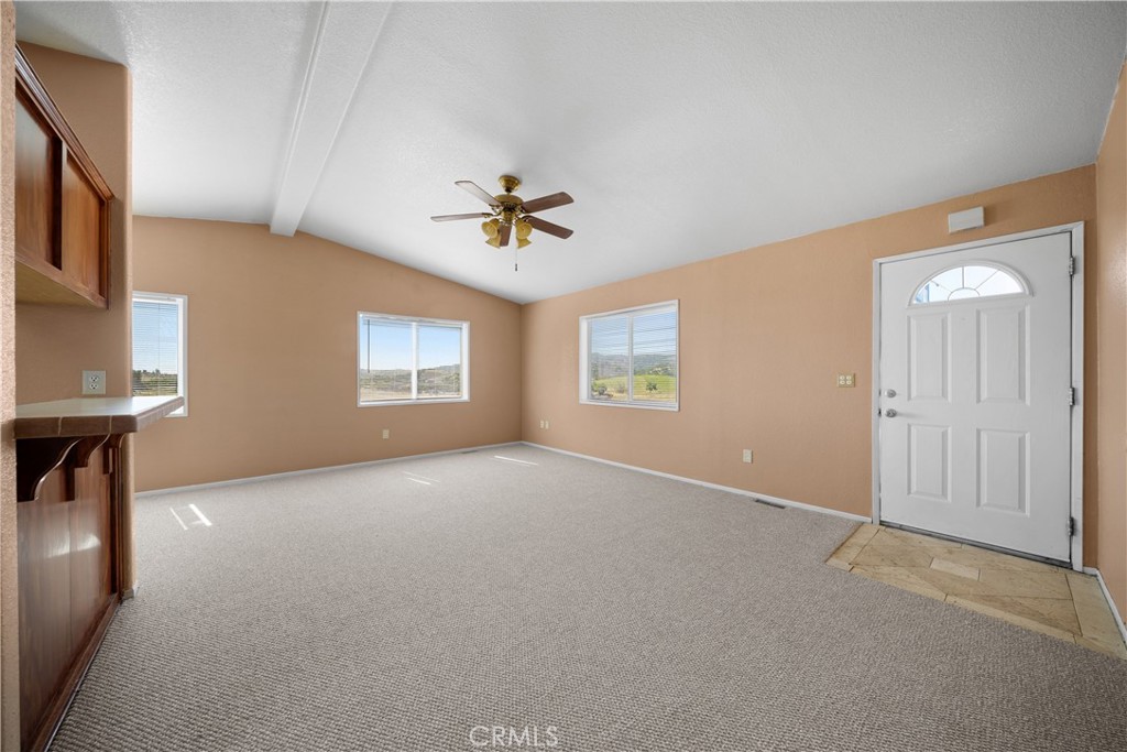 5720 Vista Serrano Way, Paso Robles, CA 93446