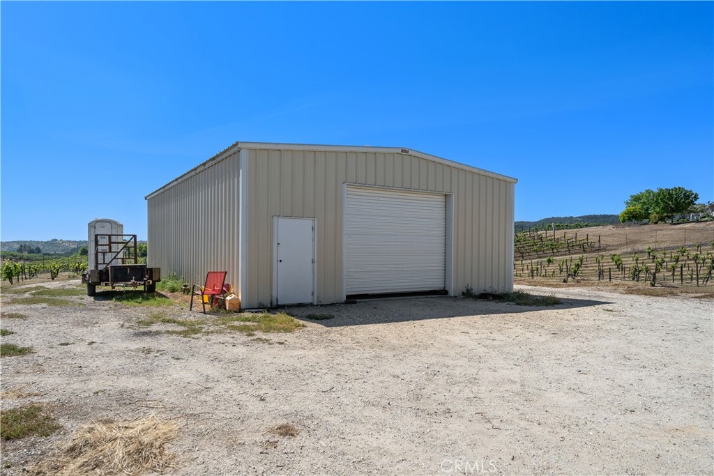 5720 Vista Serrano Way, Paso Robles, CA 93446