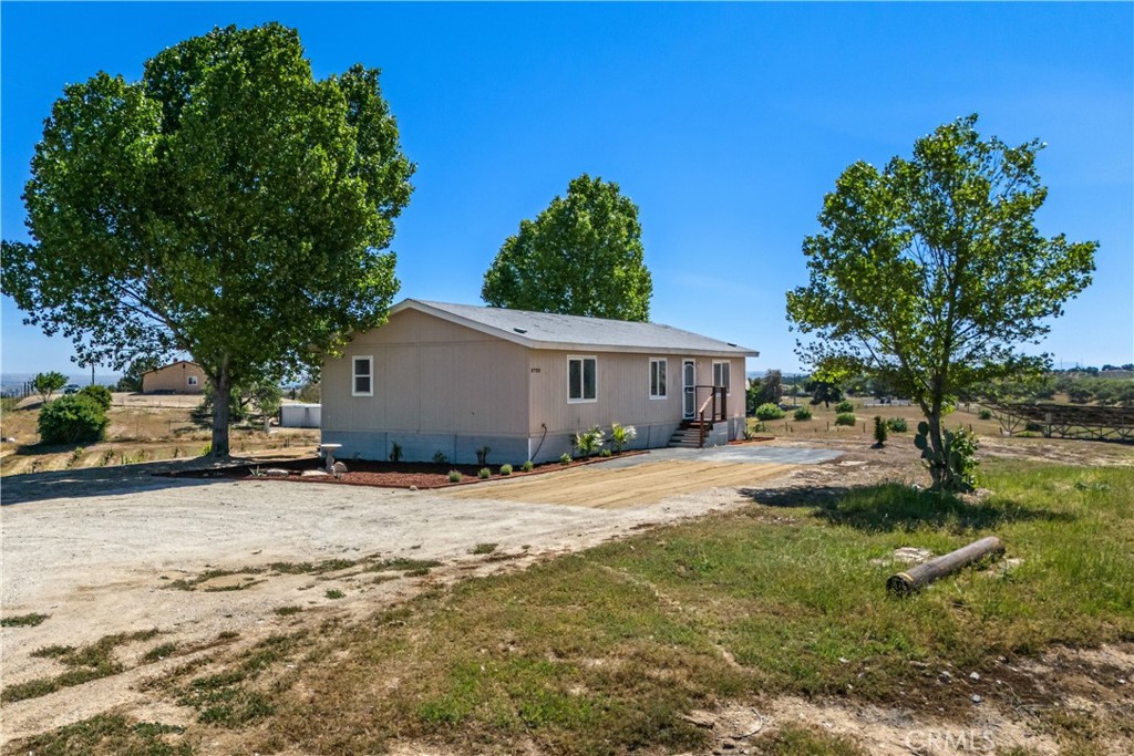 5720 Vista Serrano Way, Paso Robles, CA 93446