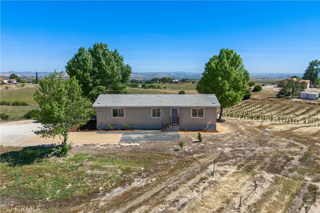 5720 Vista Serrano Way, Paso Robles, CA 93446