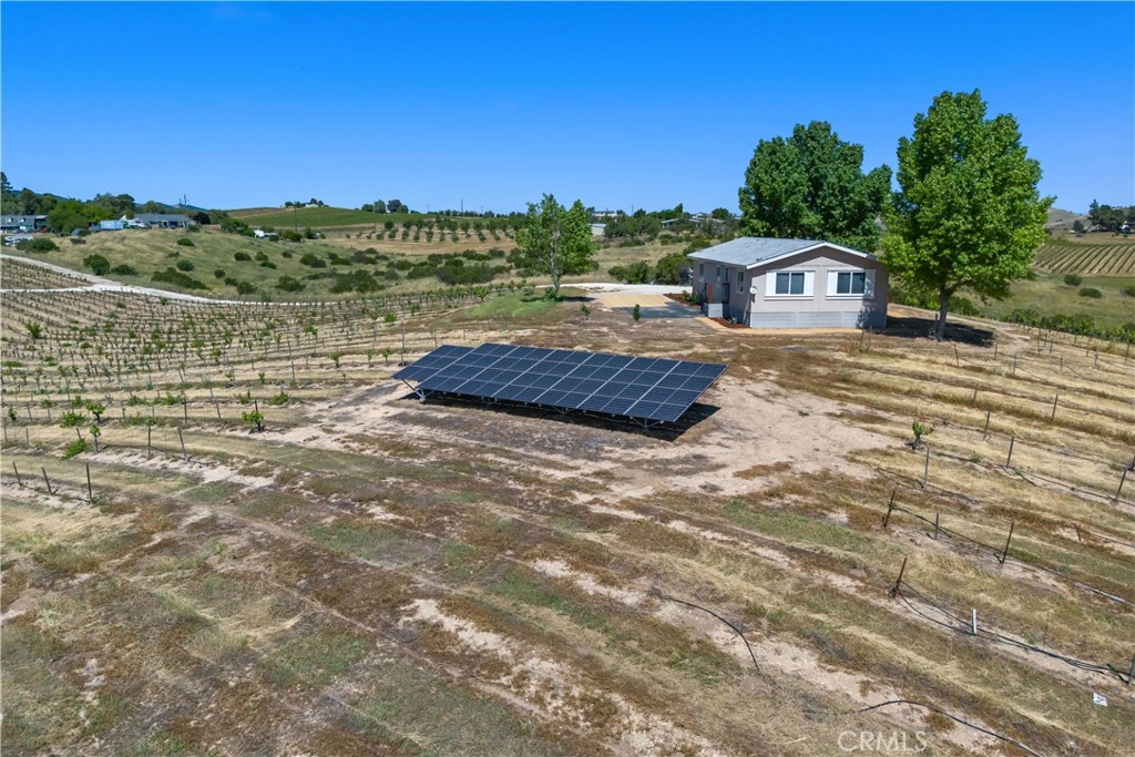 5720 Vista Serrano Way, Paso Robles, CA 93446