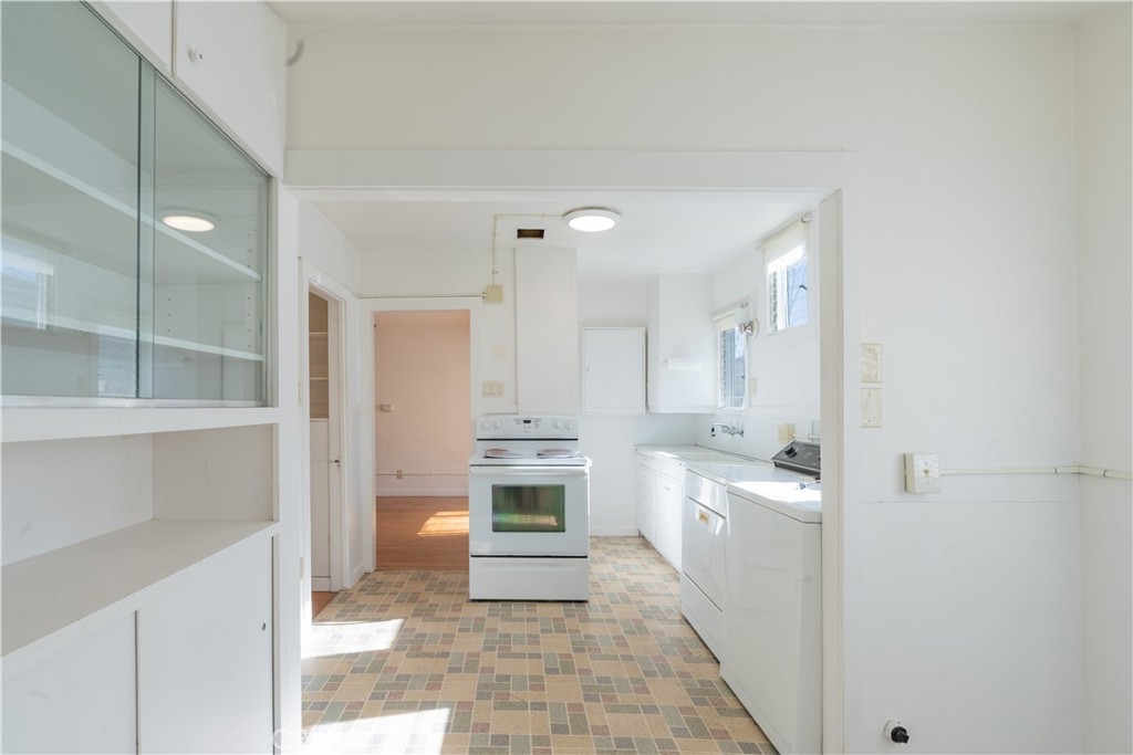 732 16th St, Paso Robles, CA 93446