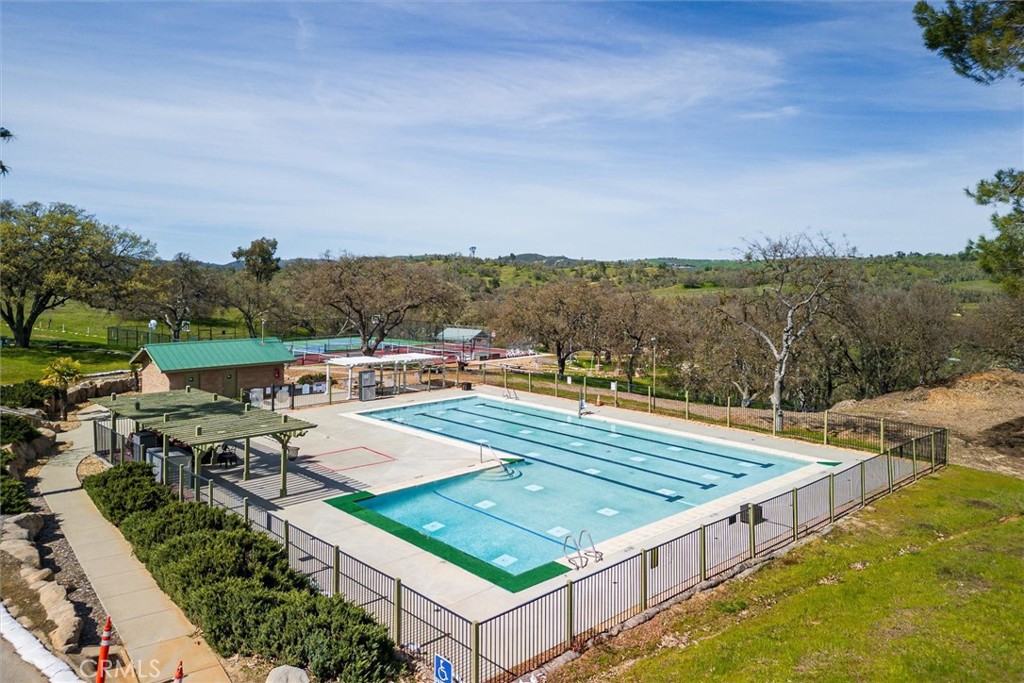 5109 Bluebird Ln, Paso Robles, CA 93446