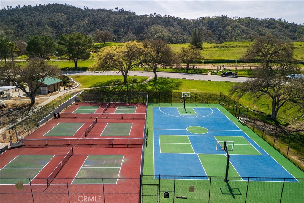 5109 Bluebird Ln, Paso Robles, CA 93446