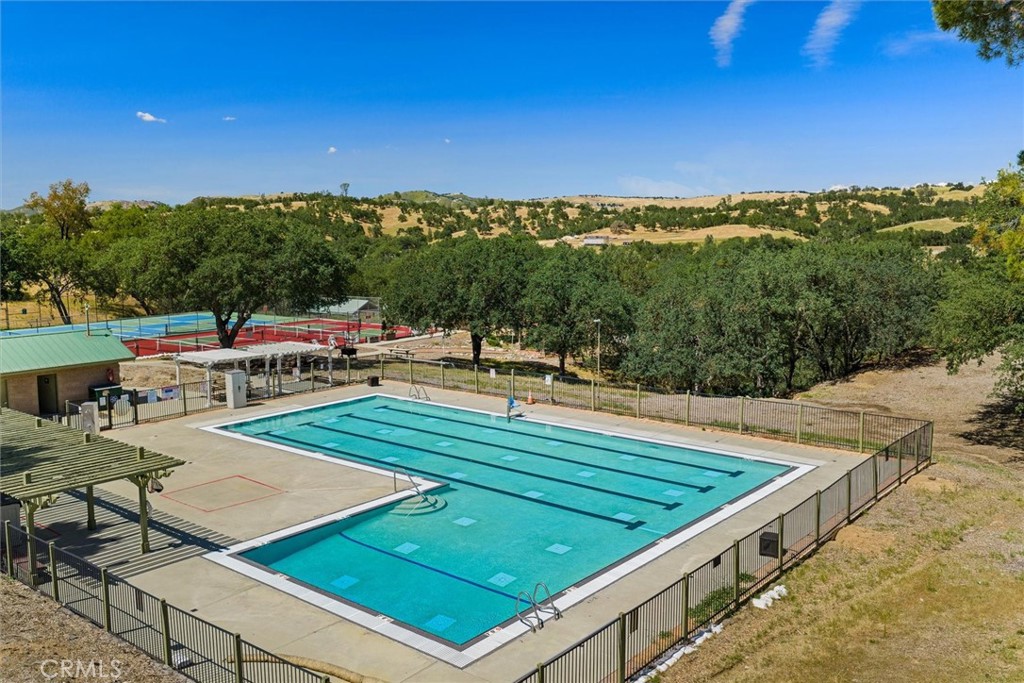 5109 Bluebird Ln, Paso Robles, CA 93446