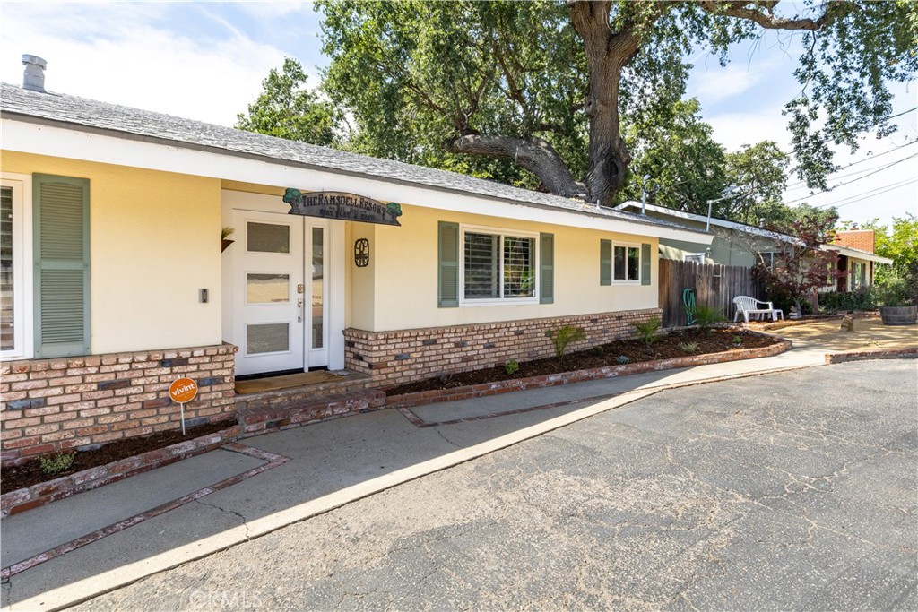 8130 Azucena, Atascadero, CA 93422