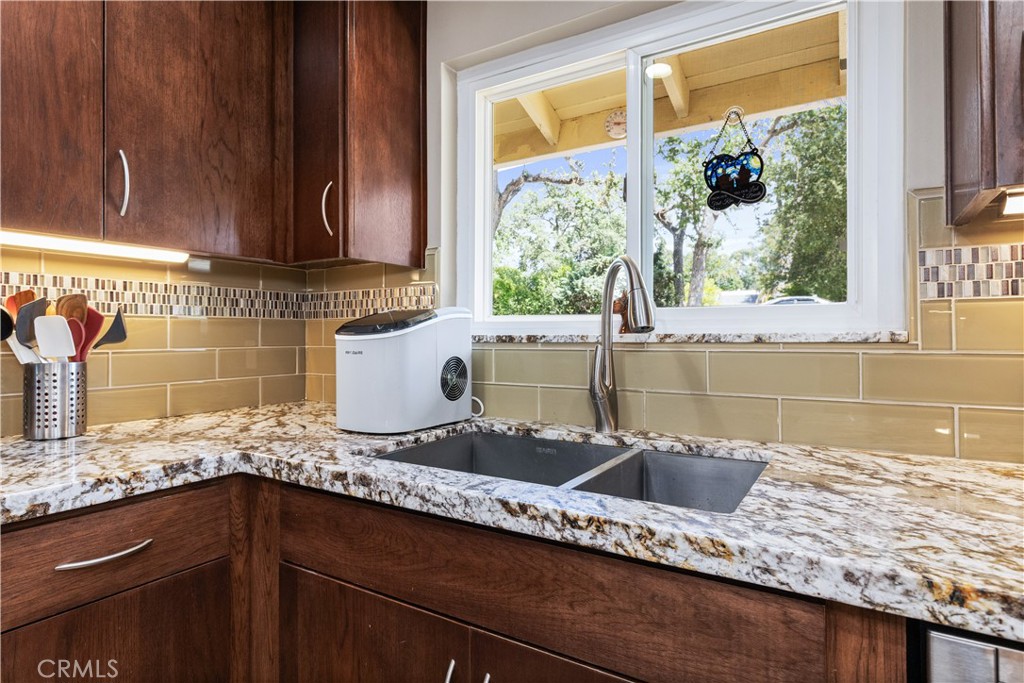 8130 Azucena, Atascadero, CA 93422