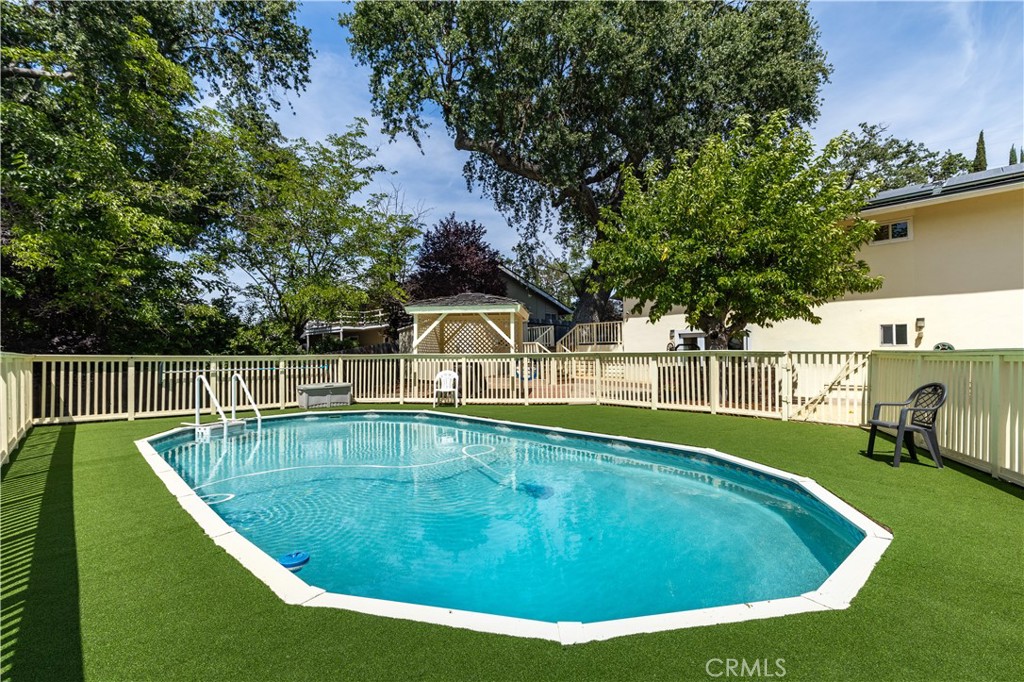8130 Azucena, Atascadero, CA 93422