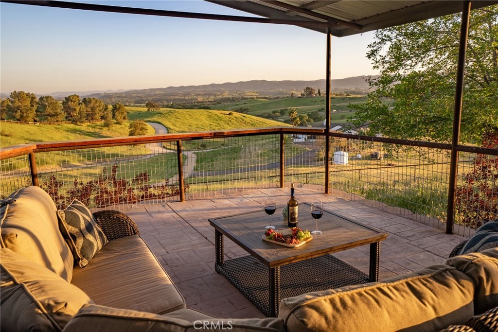 8580 Warren, Paso Robles, CA 93446