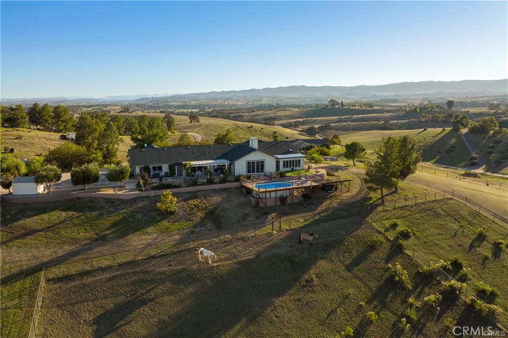 8580 Warren, Paso Robles, CA 93446