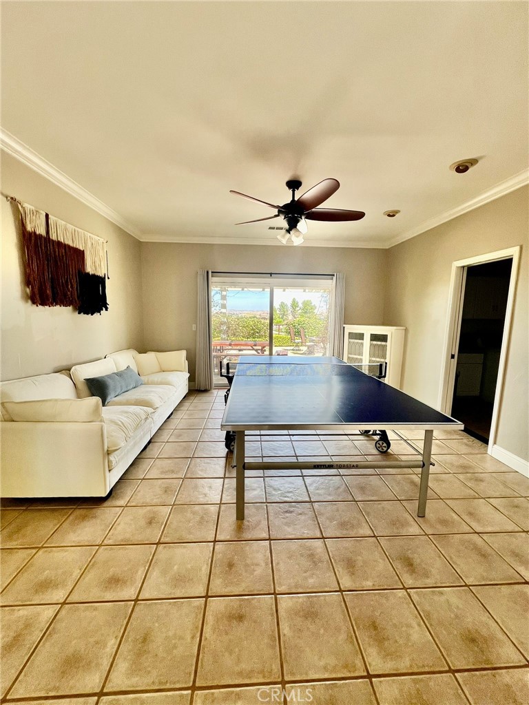 8580 Warren, Paso Robles, CA 93446