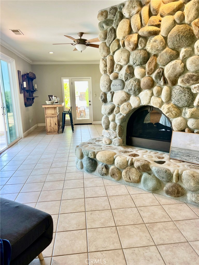 8580 Warren, Paso Robles, CA 93446