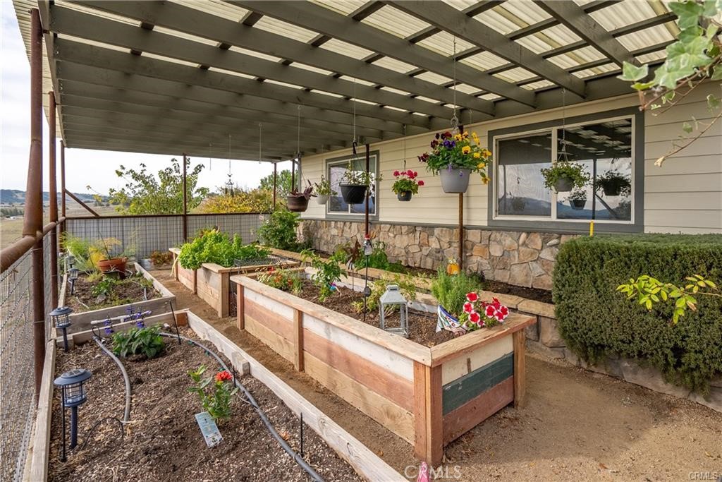 8580 Warren, Paso Robles, CA 93446
