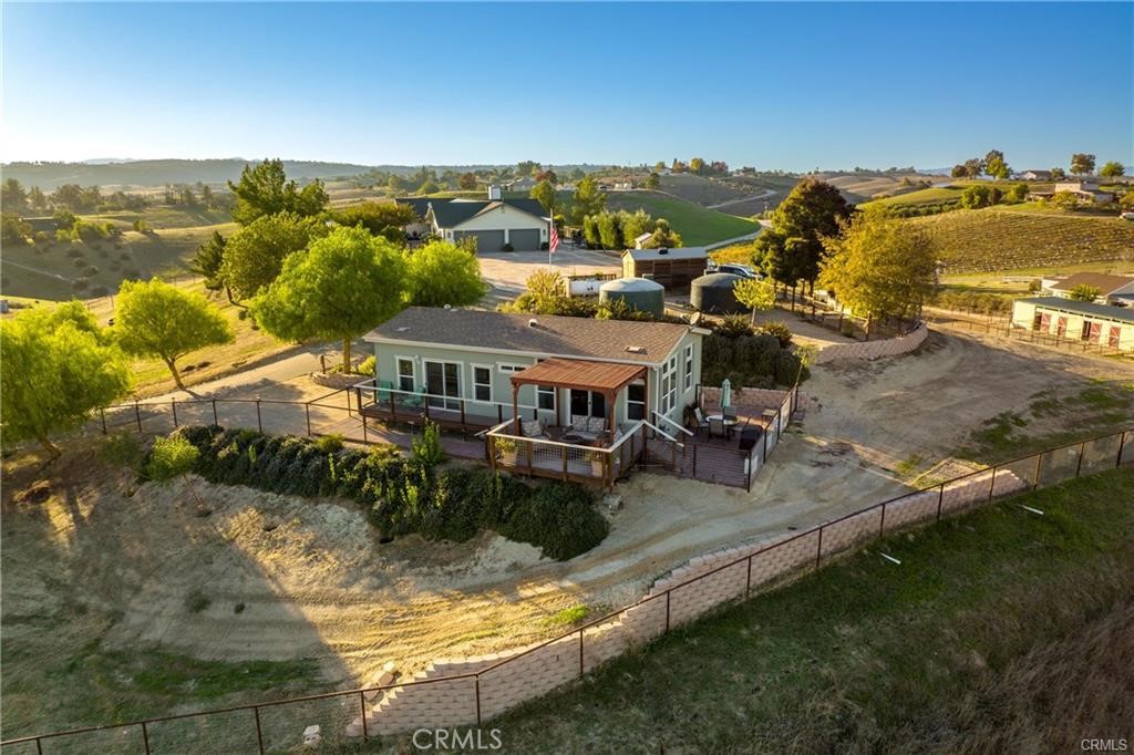 8580 Warren, Paso Robles, CA 93446