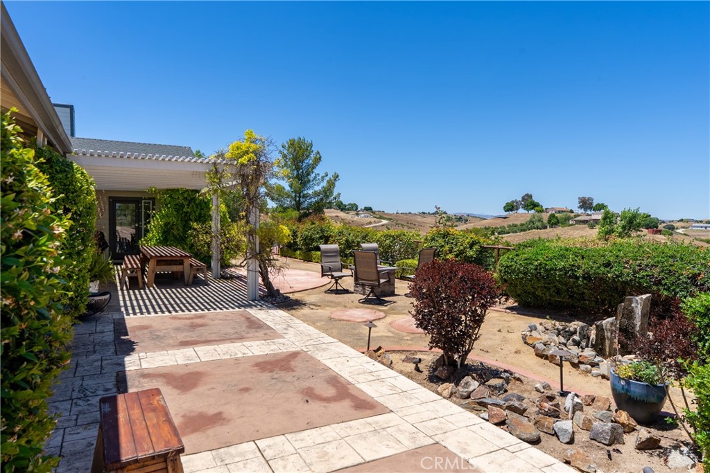 8580 Warren, Paso Robles, CA 93446