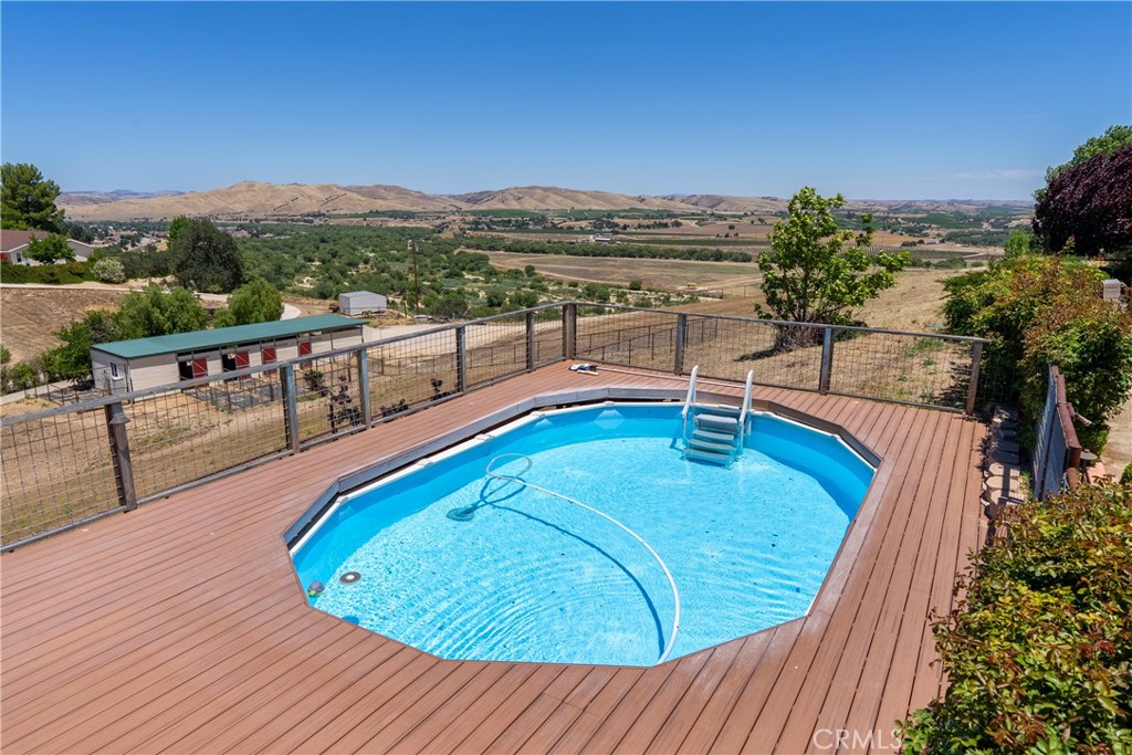 8580 Warren, Paso Robles, CA 93446
