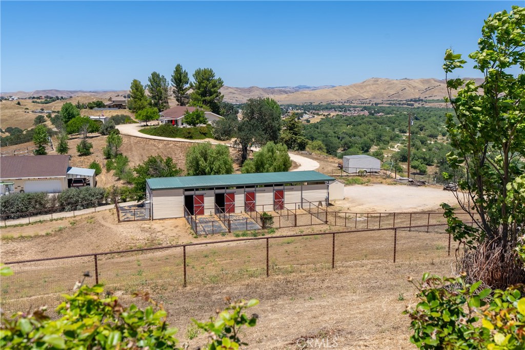 8580 Warren, Paso Robles, CA 93446