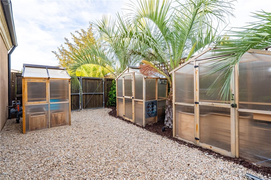 1579 Via Rojas, Templeton, CA 93465