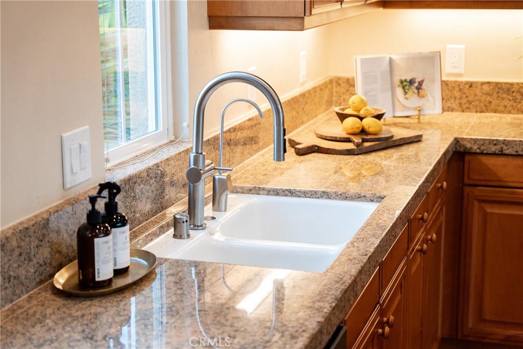 1579 Via Rojas, Templeton, CA 93465