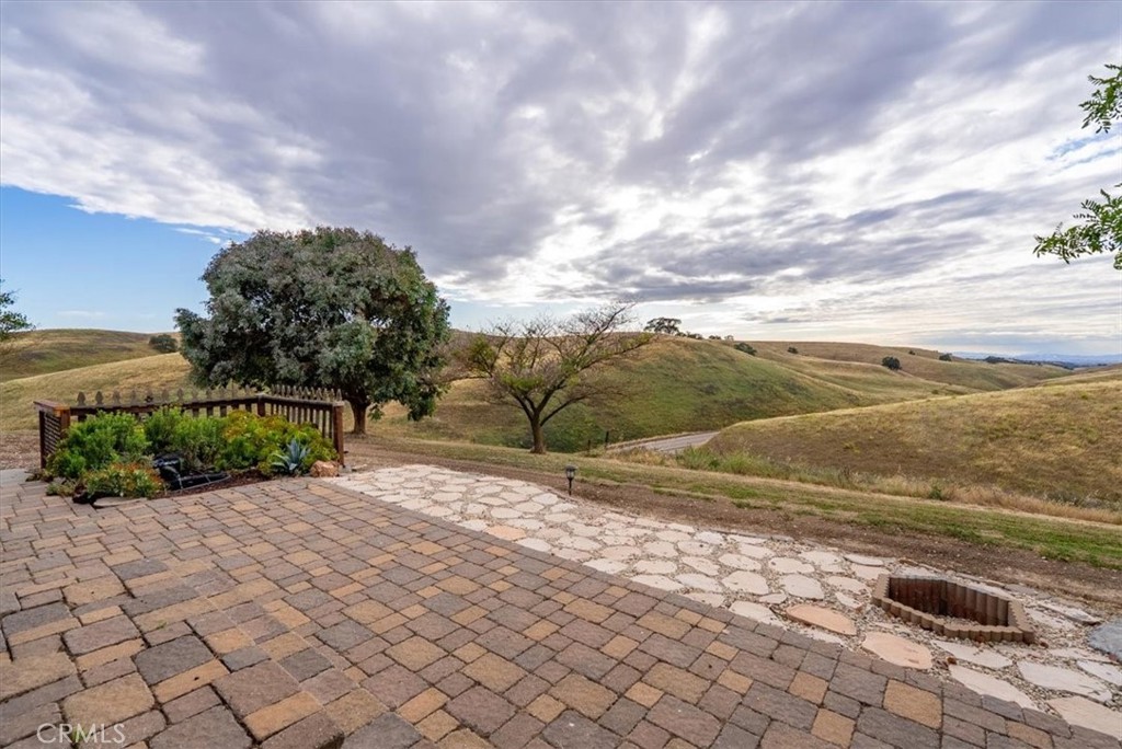 3775 E Highway 41, Paso Robles, CA 93446