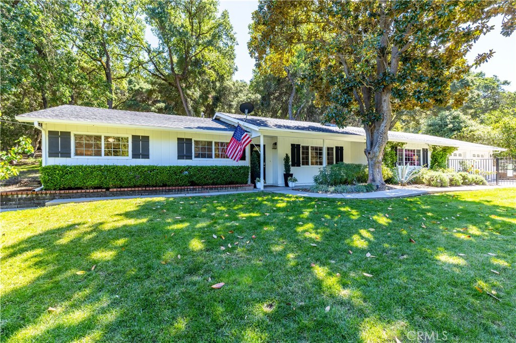 7695 Del Rio, Atascadero, CA 93422
