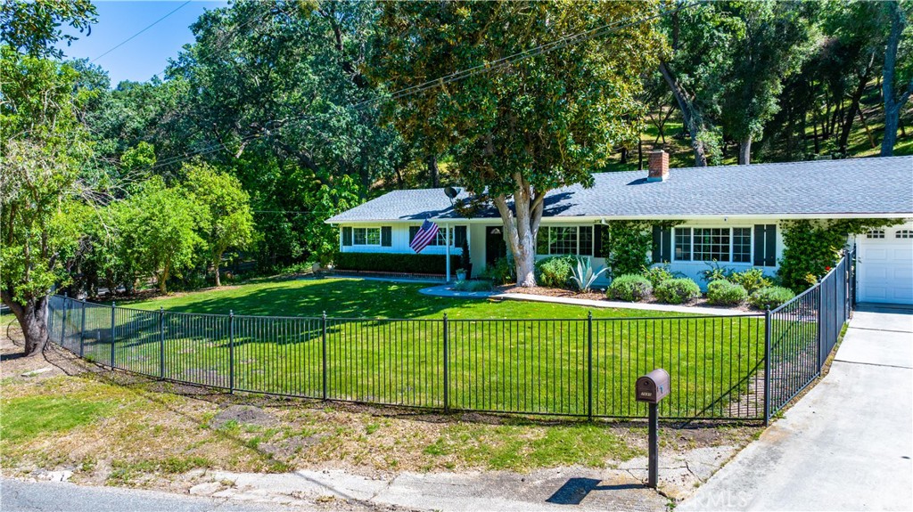 7695 Del Rio, Atascadero, CA 93422