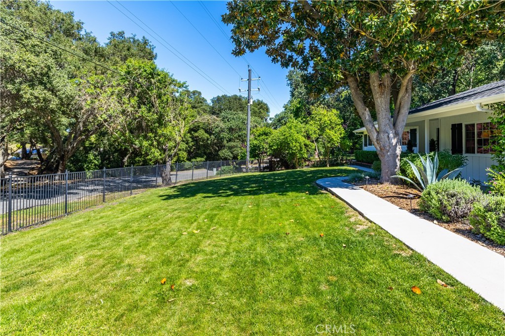 7695 Del Rio, Atascadero, CA 93422