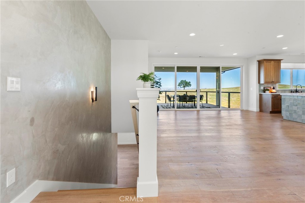 1232 Kapareil, Paso Robles, CA 93446