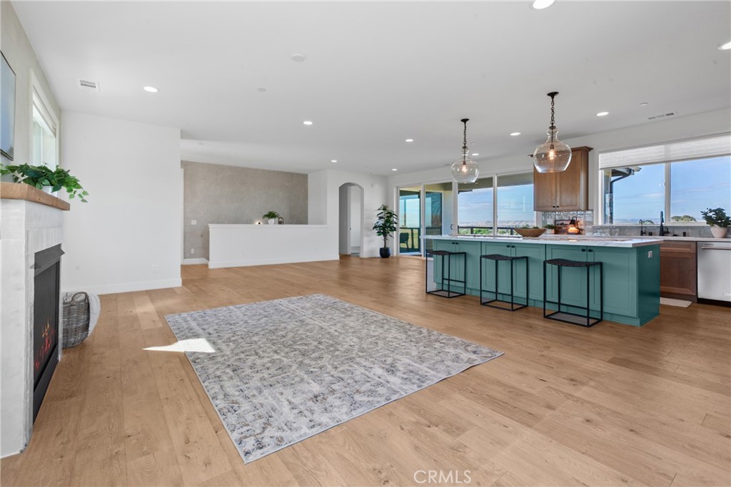 1232 Kapareil, Paso Robles, CA 93446