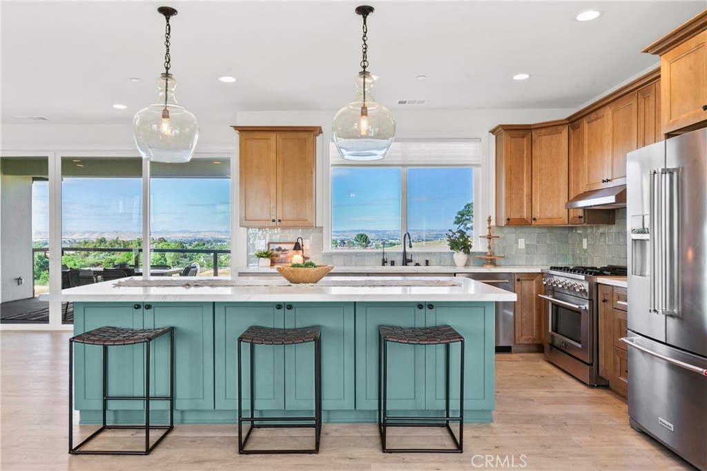 1232 Kapareil, Paso Robles, CA 93446