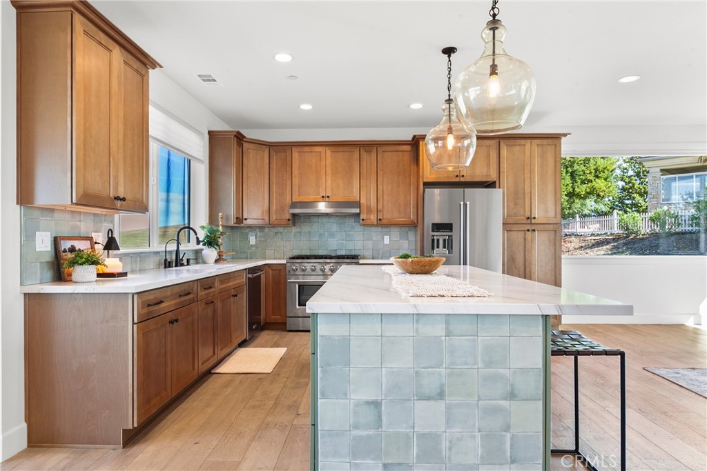 1232 Kapareil, Paso Robles, CA 93446