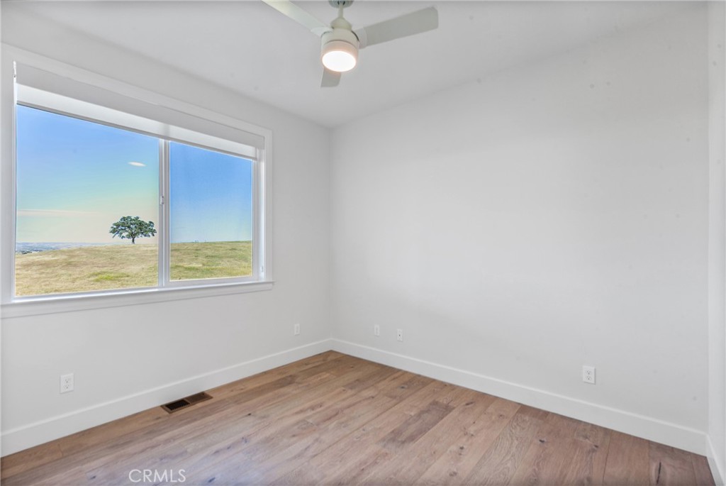 1232 Kapareil, Paso Robles, CA 93446