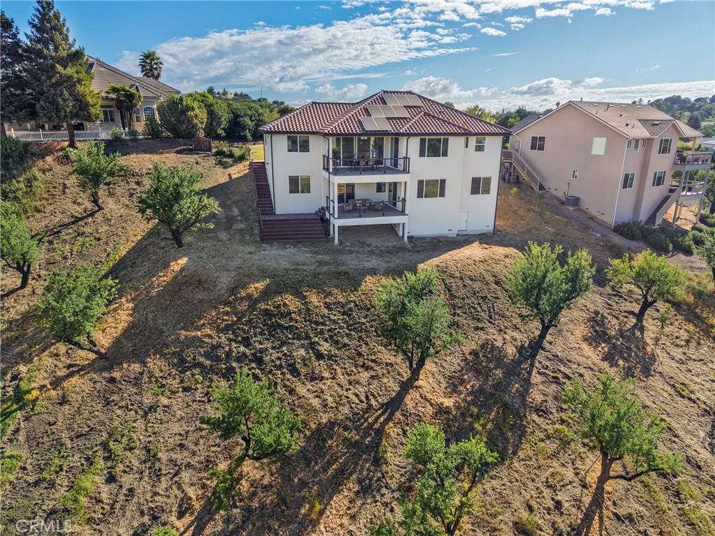 1232 Kapareil, Paso Robles, CA 93446