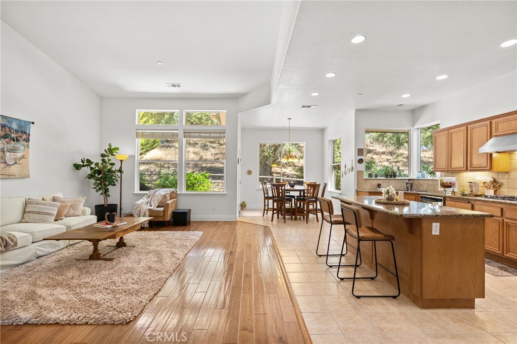 12703 Paso Verde Ct, Atascadero, CA 93422