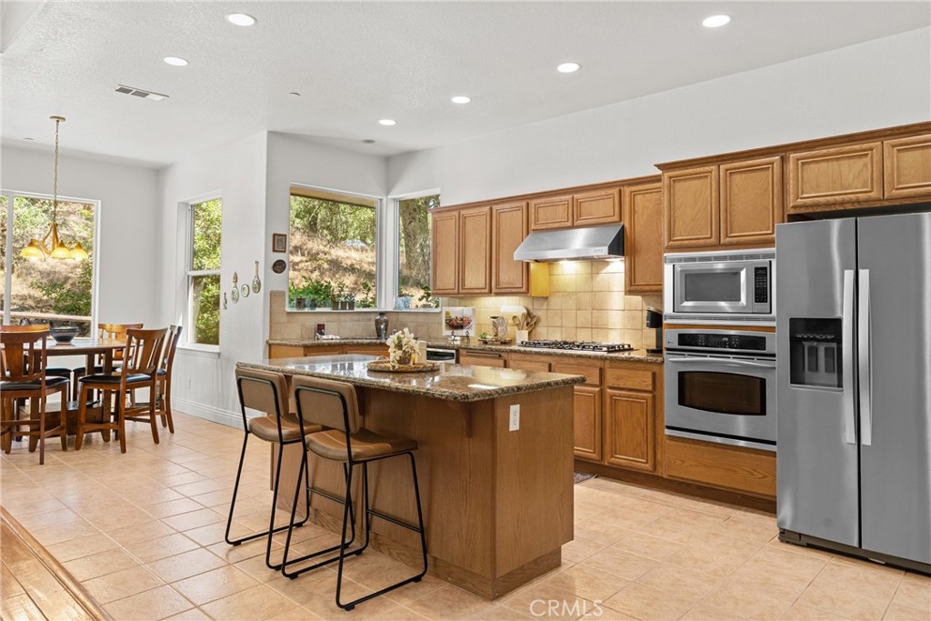 12703 Paso Verde Ct, Atascadero, CA 93422