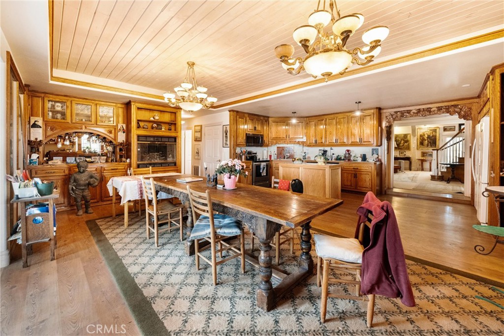 6685 El Pomar Dr, Templeton, CA 93465