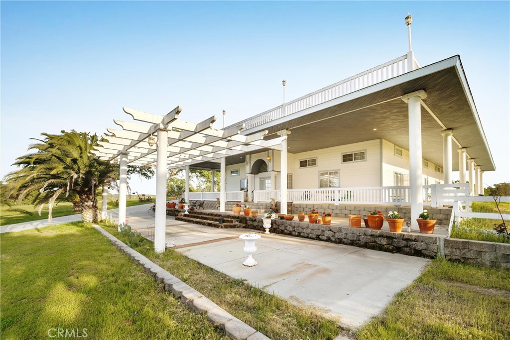 6685 El Pomar Dr, Templeton, CA 93465