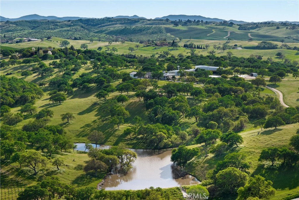 6685 El Pomar Dr, Templeton, CA 93465