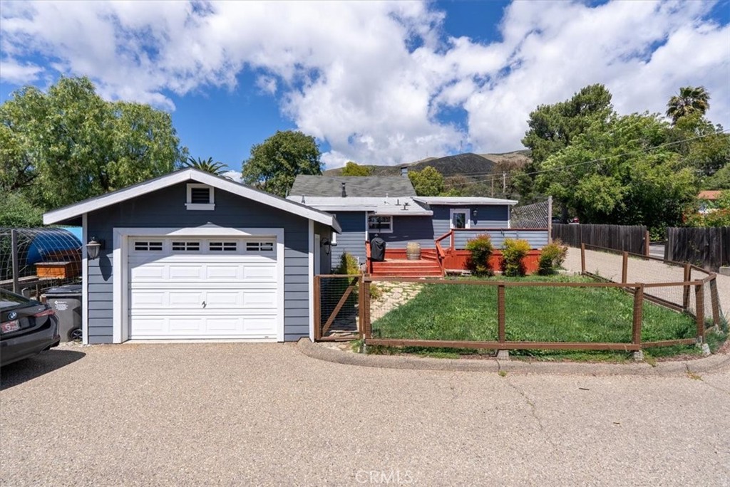 2915 Johnson, San Luis Obispo, CA 93401