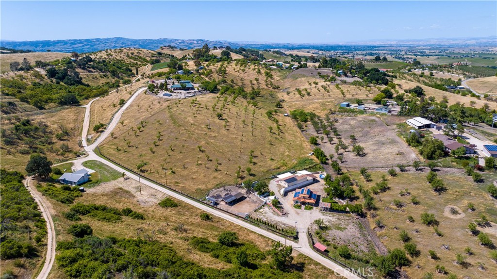 3890 Hillcrest, Templeton, CA 93465