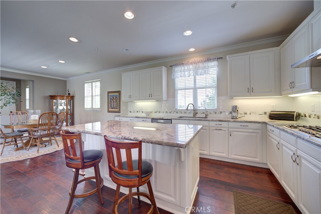 1090 Muscat Ct, Templeton, CA 93465