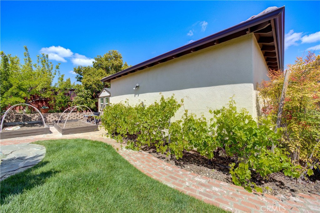 1090 Muscat Ct, Templeton, CA 93465