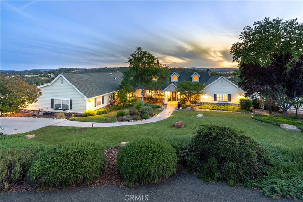 1885 Cumbre, Paso Robles, CA 93446