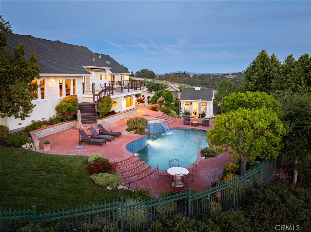 1885 Cumbre, Paso Robles, CA 93446