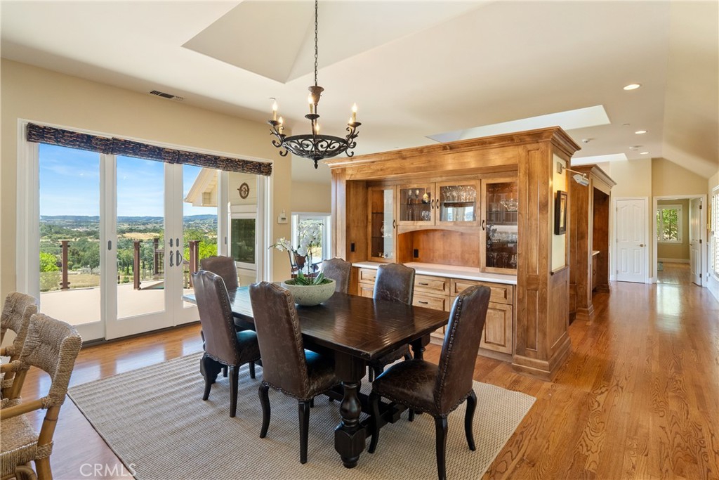 1885 Cumbre, Paso Robles, CA 93446