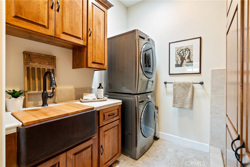 1885 Cumbre, Paso Robles, CA 93446