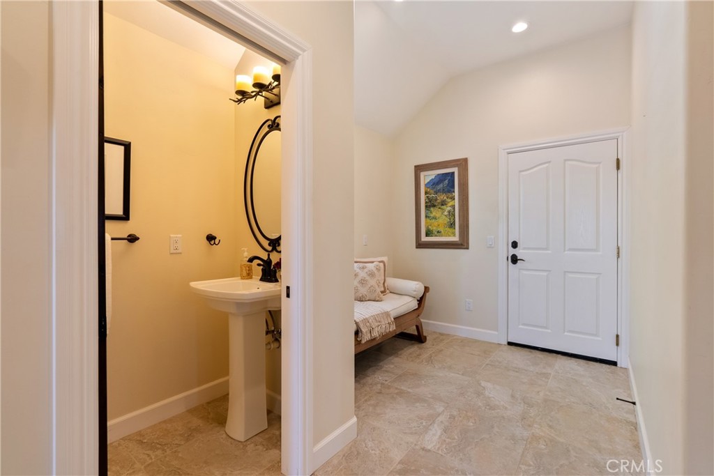 1885 Cumbre, Paso Robles, CA 93446