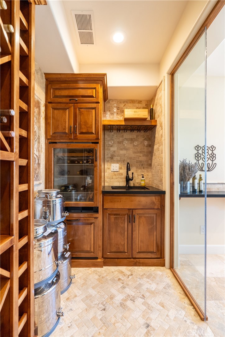 1885 Cumbre, Paso Robles, CA 93446