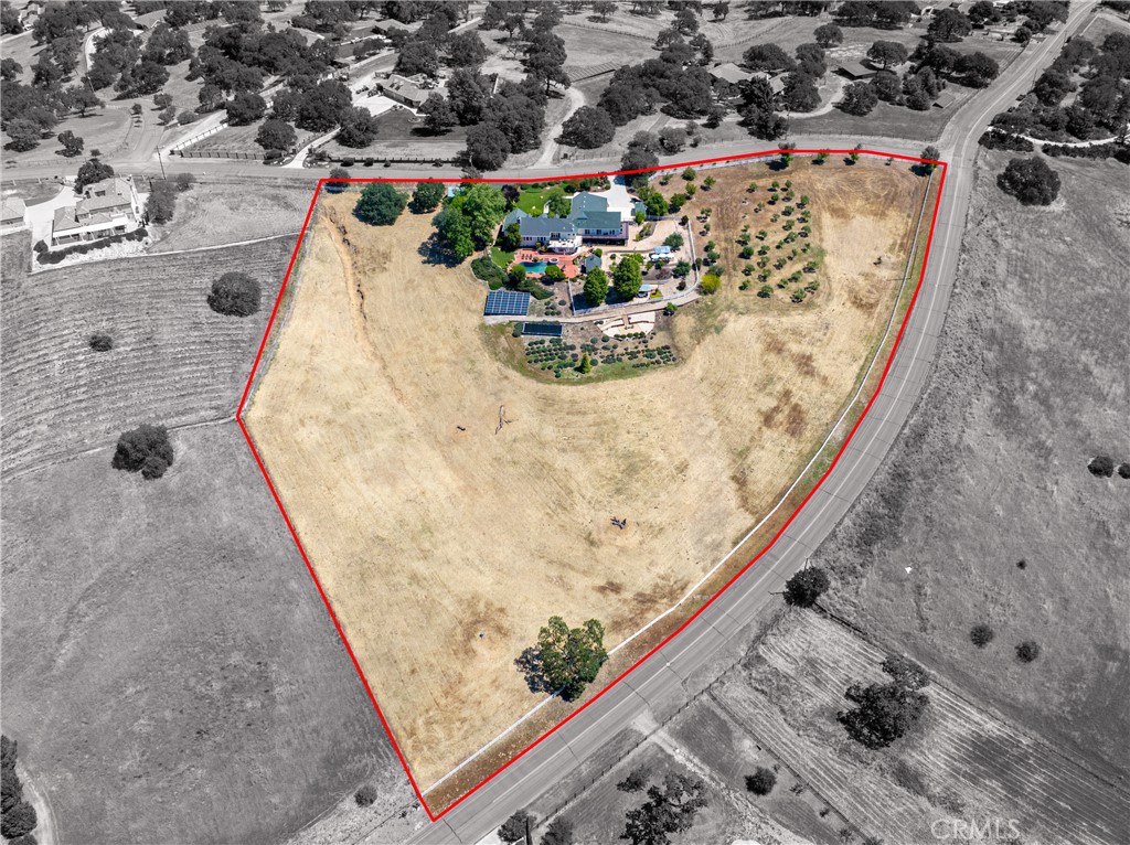 1885 Cumbre, Paso Robles, CA 93446